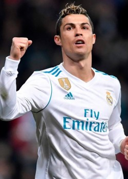 C.Ronaldo ghi bàn nhiều hơn mùa giải trước