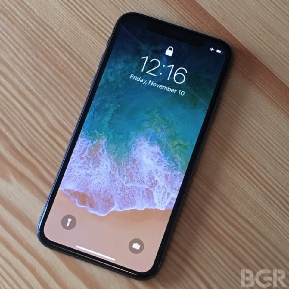 iphone x ban cham samsung bi va lay