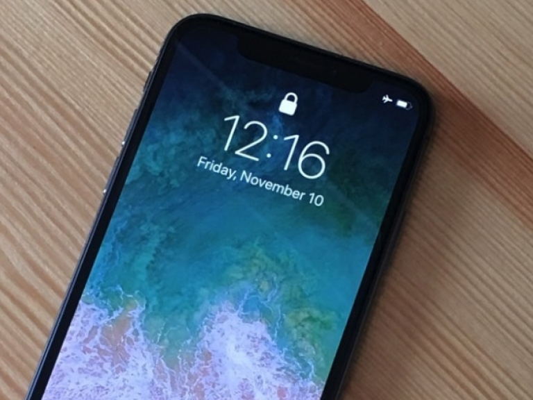 iPhone X bán chậm, Samsung bị vạ lây