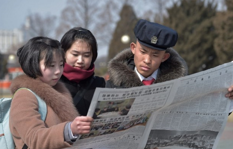 Người dân Bình Nhưỡng dõi theo chuyến đi Việt Nam của Chủ tịch Kim Jong-un