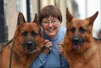 Người phụ nữ được cứu sống nhờ chú chó nhà đánh hơi được khối u ung thư