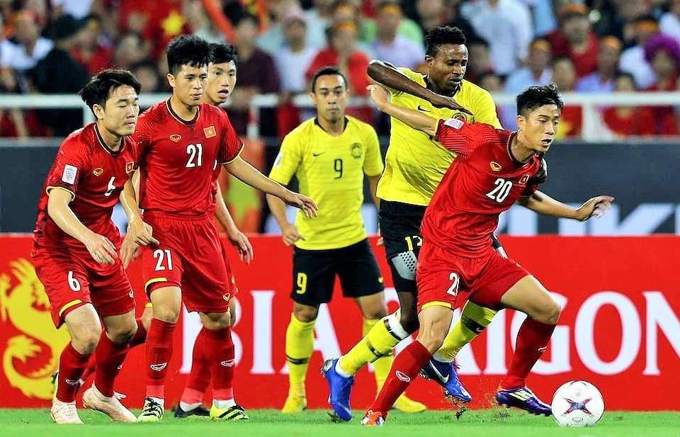 Đấu đội tuyển Việt Nam, quá nửa đội hình chính đội Malaysia là cầu thủ nhập tịch?