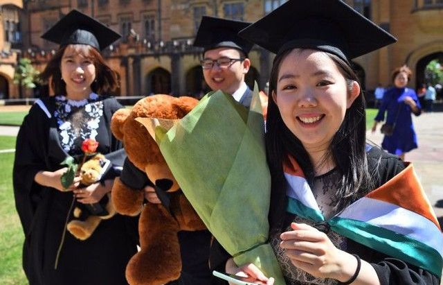 Dịch Covid-19: Sinh viên Trung Quốc đề nghị tự thuê máy bay sang Australia học tiếp