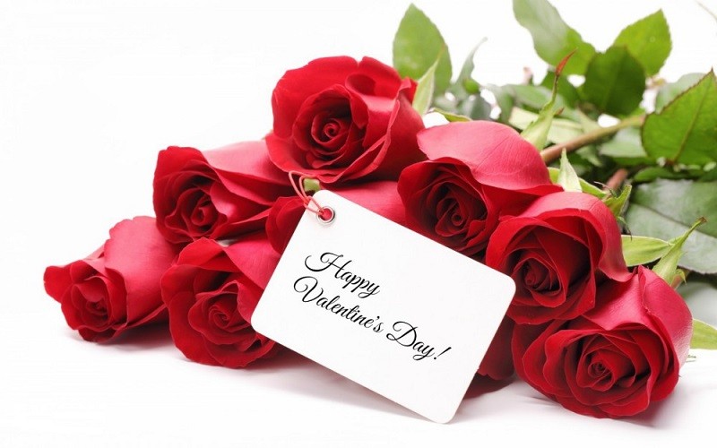 Tình yêu là sự trao những điều nhỏ nhặt, với những lời chúc Valentine đơn giản và ý nghĩa, bạn có thể thể hiện tình cảm của mình với người thân yêu của mình vào ngày lễ Valentine này. Hãy đến với chúng tôi để được tư vấn cách trang trí và lời chúc tình yêu cho người mình thương.