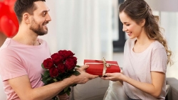 Lễ tình nhân Valentine 2022 là ngày nào? Valentine 14/2 nên tặng gì?