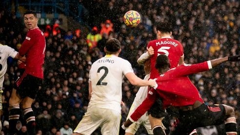 Man Utd vs Leeds: MU đi vào lịch sử Premier League và ngày càng trưởng thành; Ronaldo lỡ cơ hội mở tỷ số