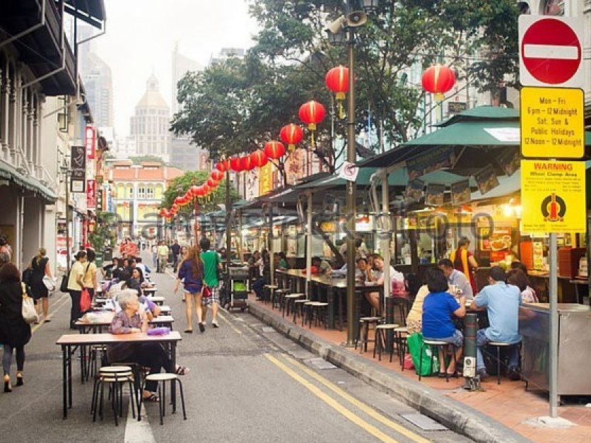 Chiến dịch giành lại vỉa hè: Bài học từ Singapore
