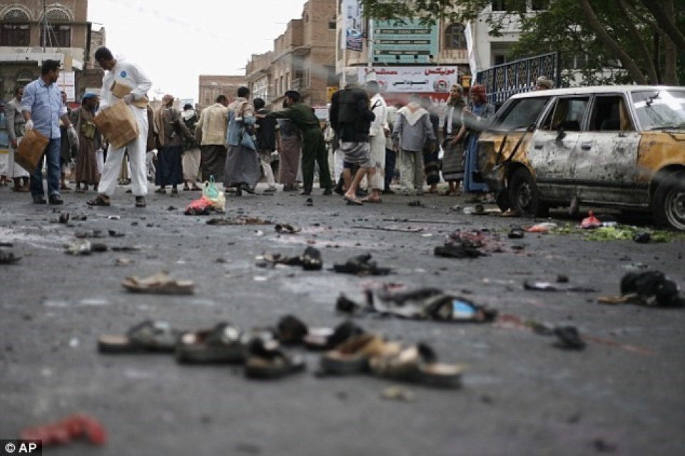 Tòa án Yemen kết án tử hình cựu lãnh đạo Yemen và phụ tá