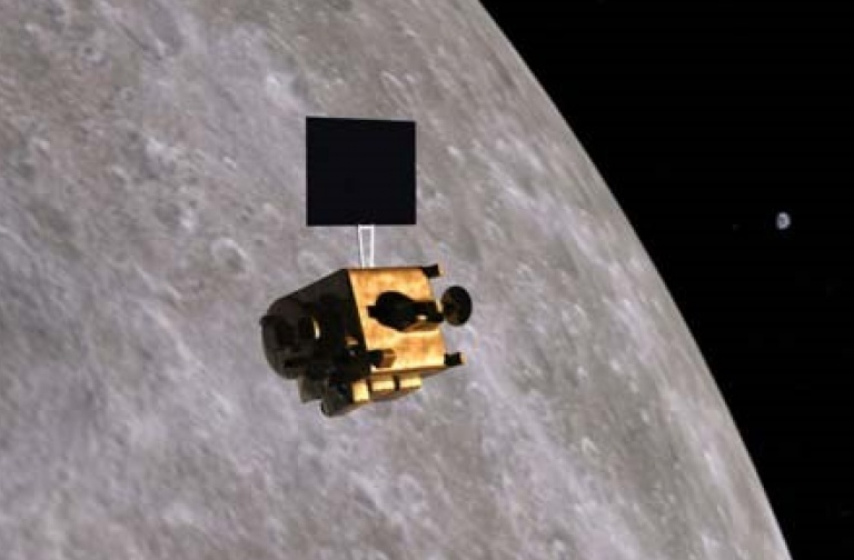 NASA giúp Ấn Độ tìm tàu vũ trụ lạc 8 năm trên Mặt Trăng