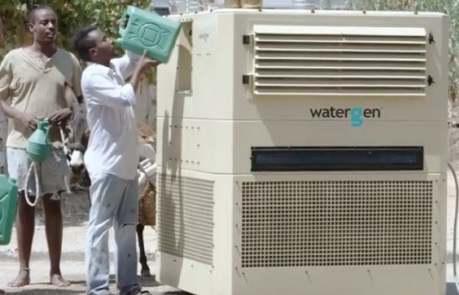 Hà Nội mua máy sản xuất nước tinh khiết từ không khí
