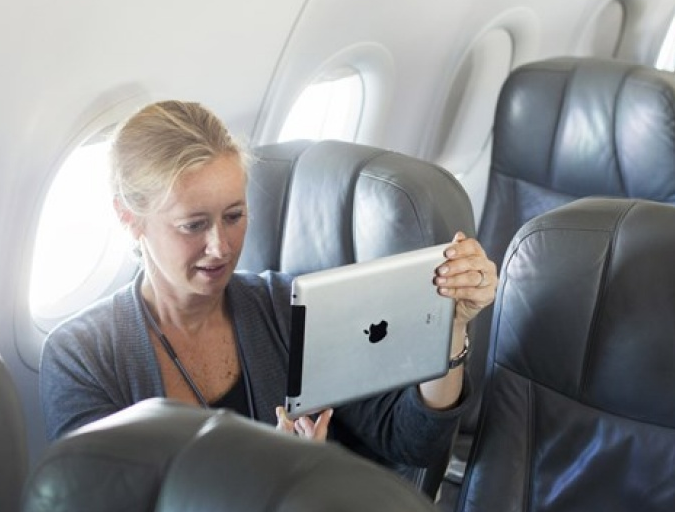 IATA hoài nghi việc cấm thiết bị điện tử trên khoang khách máy bay