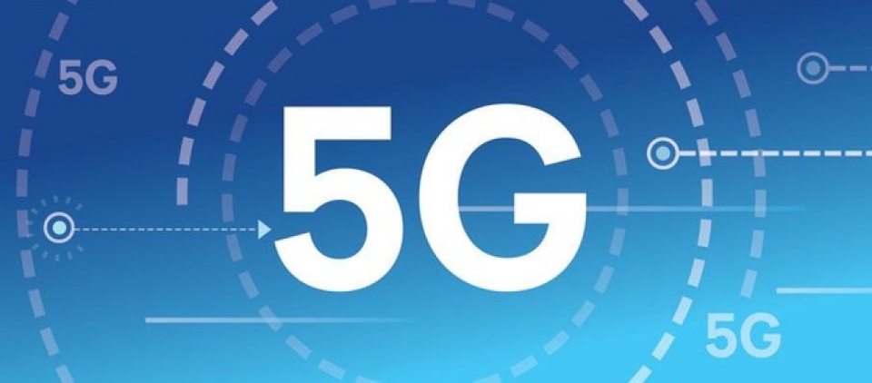 nha mang han tiet lo samsung dang am tham phat trien smartphone 5g