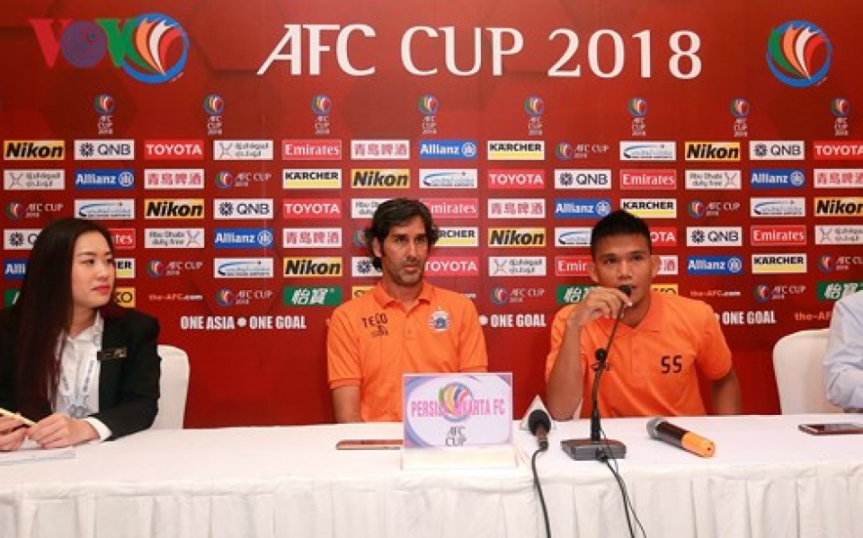 persija jakarta e ngai 2 cau thu u23 viet nam cua slna