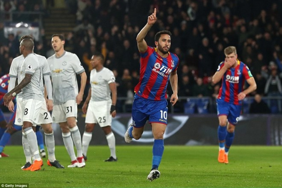 manchester united nguoc dong ha crystal palace day kich tinh