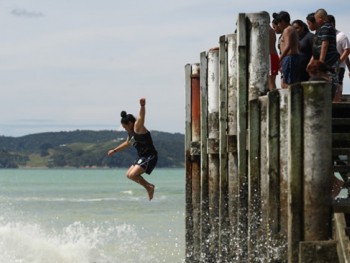 Nắng nóng phá mọi kỷ lục ở New Zealand