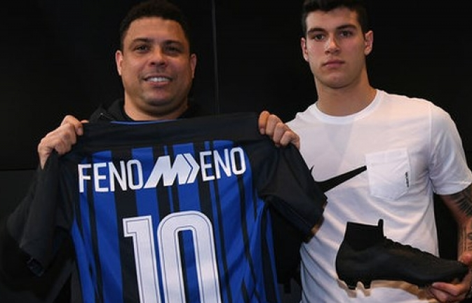 Ronaldo “béo” dự sinh nhật Inter Milan
