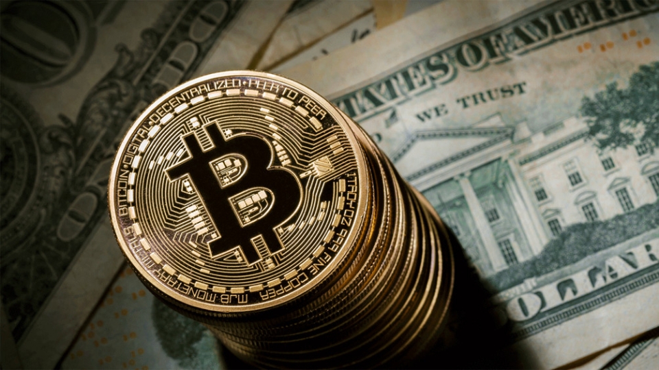 Tiền điện tử hôm nay 21/8: Bitcoin tăng nhẹ sau 3 phiên lao dốc, loạt tiền ảo 'theo chân'