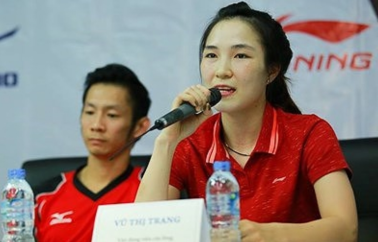 Tay vợt Tiến Minh và Vũ Thị Trang “văng” khỏi top 50 thế giới