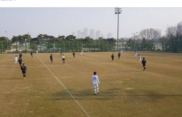 Công Phượng lập hat-trick cho Incheon United