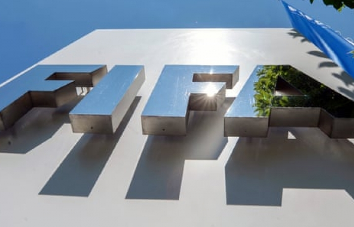 Anh hối thúc FIFA "đóng băng" các khoản thanh toán từ Qatar và mở điều tra về thỏa thuận "đi đêm" đăng cai World Cup 2022