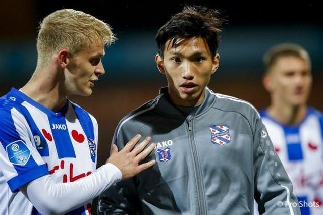 doan van hau va mua giai nhieu bien dong o heerenveen