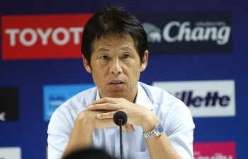 Vì Covid-19, HLV Nishino không được tiếp xúc gần tuyển thủ Thái Lan