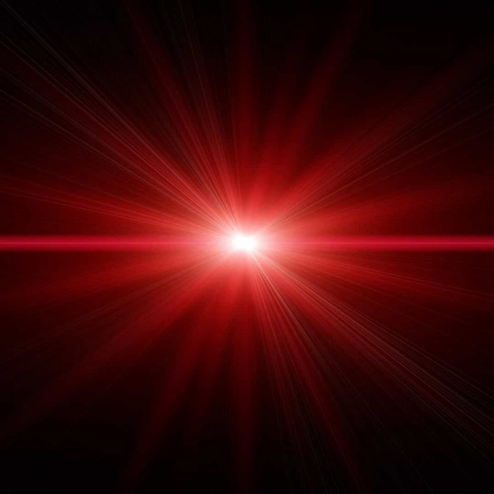 Khoảng 5 tỷ năm nữa, Mặt Trời sẽ cạn kiệt hydro và heli rồi sau đó sẽ biến thành một sao lùn đỏ khổng lồ.