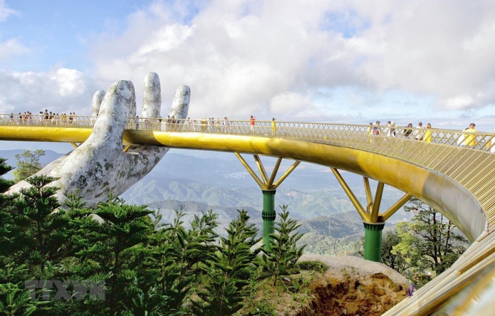 Golden Bridge in Da Nang named world’s new wonders by UK daily