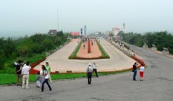 Trung Quốc: Con dốc kỳ lạ khiến các nhà khoa học đau đầu tìm lời lý giải