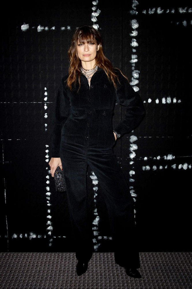 Paris Fashion Week: Jennie Blackpink dự show Chanel