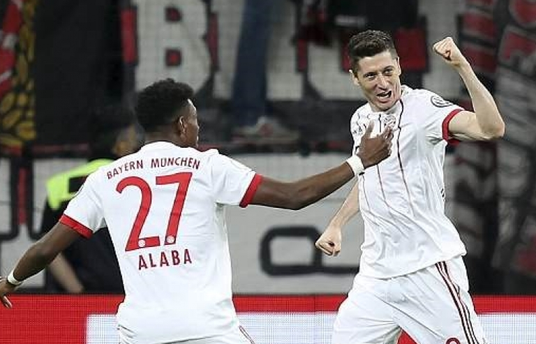 Bayern Munich hiên ngang vào chung kết bằng chiến thắng hủy diệt