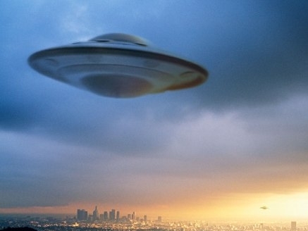 Có bằng chứng cho thấy UFO là “cỗ máy thời gian” được con người chế tạo từ tương lai?