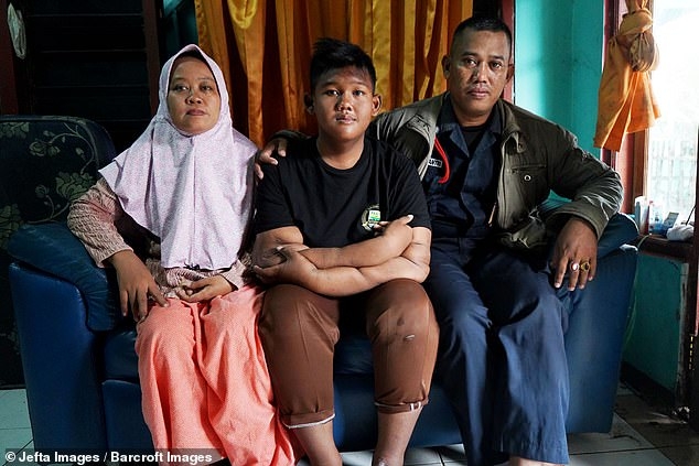indonesia cau be gay soc sau khi giam can den hon 1 ta