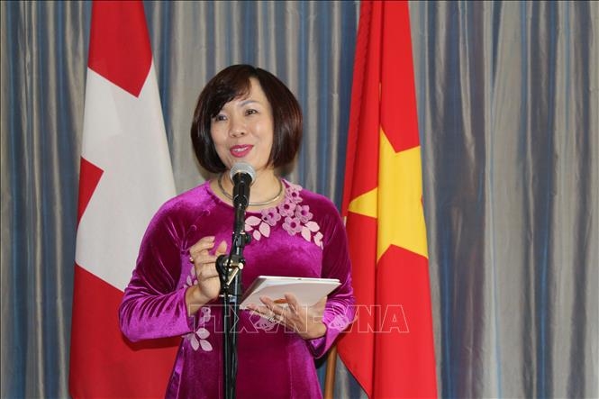 gap go cong dong nguoi viet nam tai thuy sy nhan dip gio to hung vuong