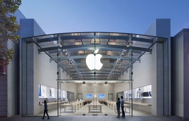 Mỹ: Chàng trai 18 tuổi đòi kiện Apple 1 tỷ USD vì bị vu oan là kẻ trộm