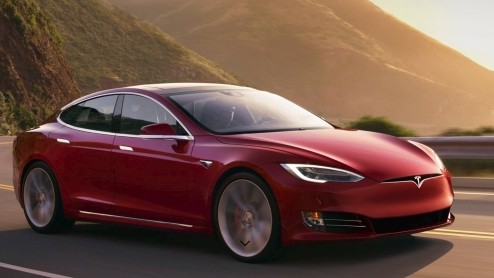 Tesla tối đa hóa tính năng xe tự lái thông qua chip mới