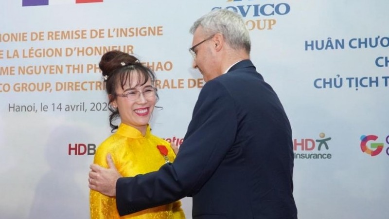 CEO Vietjet Nguyễn Thị Phương Thảo nhận Huân chương Bắc đẩu bội tinh