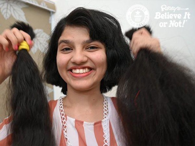 Patel trẻ trung sau khi cắt đi mái tóc dài nhất thế giới của thiếu nữ. (Nguồn: Indiatimes)