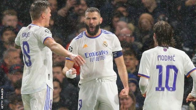 Benzema lập hat-trick giúp Real Madrid có trận thắng đậm trước Chelsea tại Cúp C1 mùa này. (Nguồn: BBC)