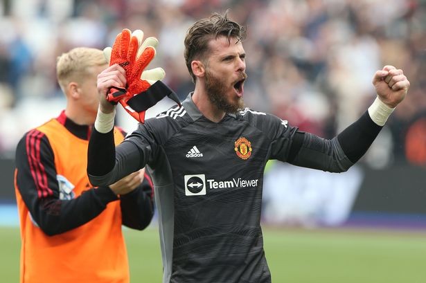 Chuyển nhượng cầu thủ: Barca chờ tin từ Lewandowski; MU đề nghị gia hạn David de Gea;