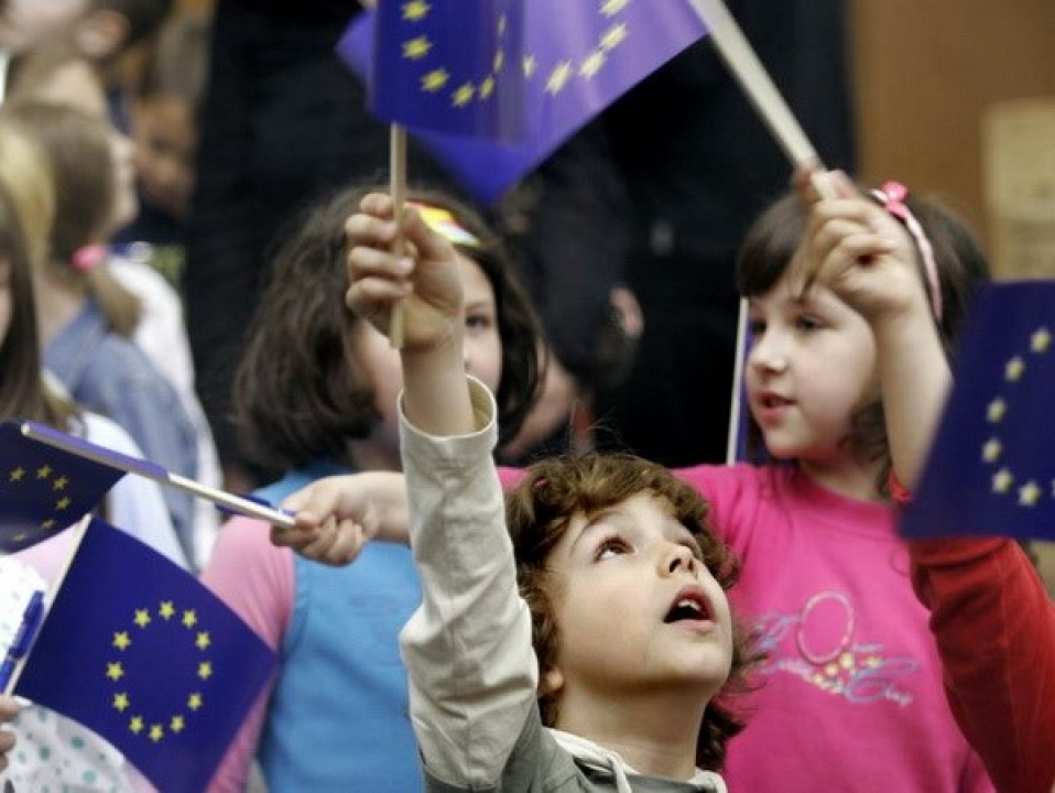 Cha mẹ có con là công dân EU được quyền cư trú hợp pháp