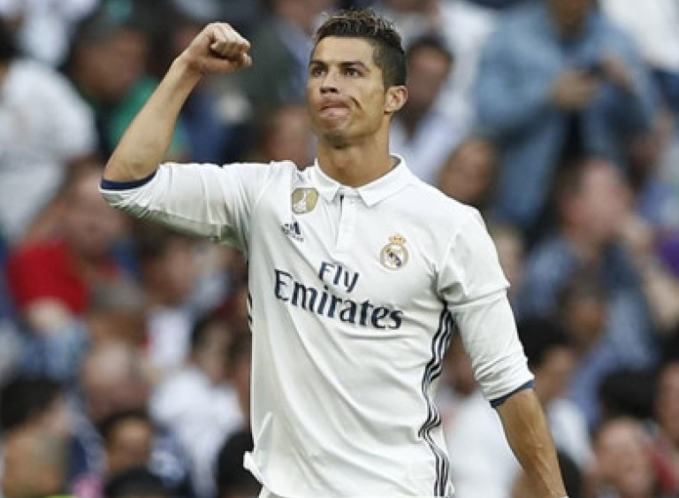 Ronaldo lập “kỷ lục khủng” sau trận đại thắng Sevilla