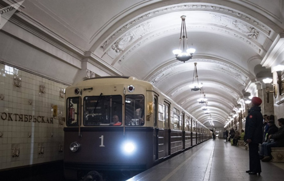 Khám phá vẻ đẹp của hệ thống tàu điện ngầm Moscow