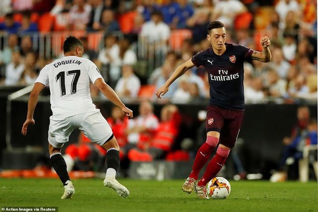 arsenal 4 2 valencia cu hattrick cua aubameyang