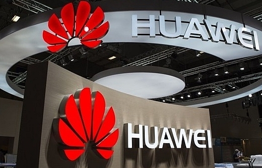 Dù bị đưa vào "danh sách đen", doanh số smartphone Huawei vượt Apple
