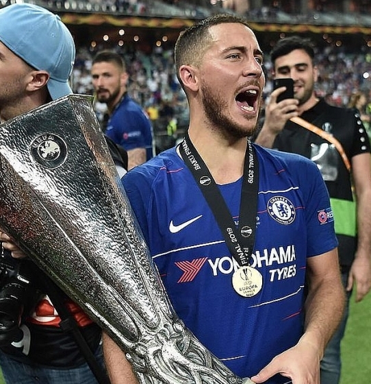 Eden Hazard nói lời chia tay Chelsea ngay khi đăng quang Europa League