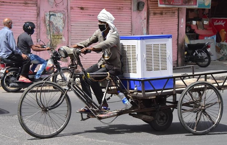 Nắng nóng ở Ấn Độ chạm ngưỡng 50 độ C