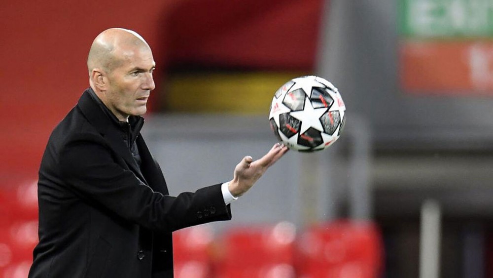 HLV Zidane cân nhắc chia tay Real Madrid; Mikel Arteta sắp bị Arsenal sa thải vì kỷ lục tệ