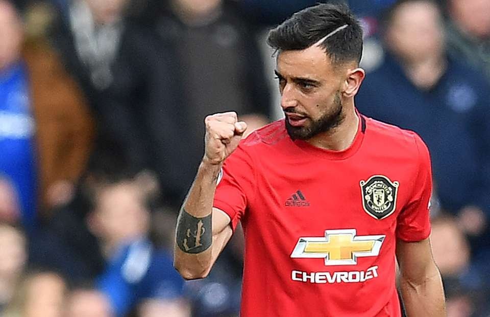 Man Utd: Cavani đã ký hợp đồng mới, ở lại thêm 1 năm nữa; Bruno Fernandes muốn có hai tân binh; Jesse Lingard có thể trở lại