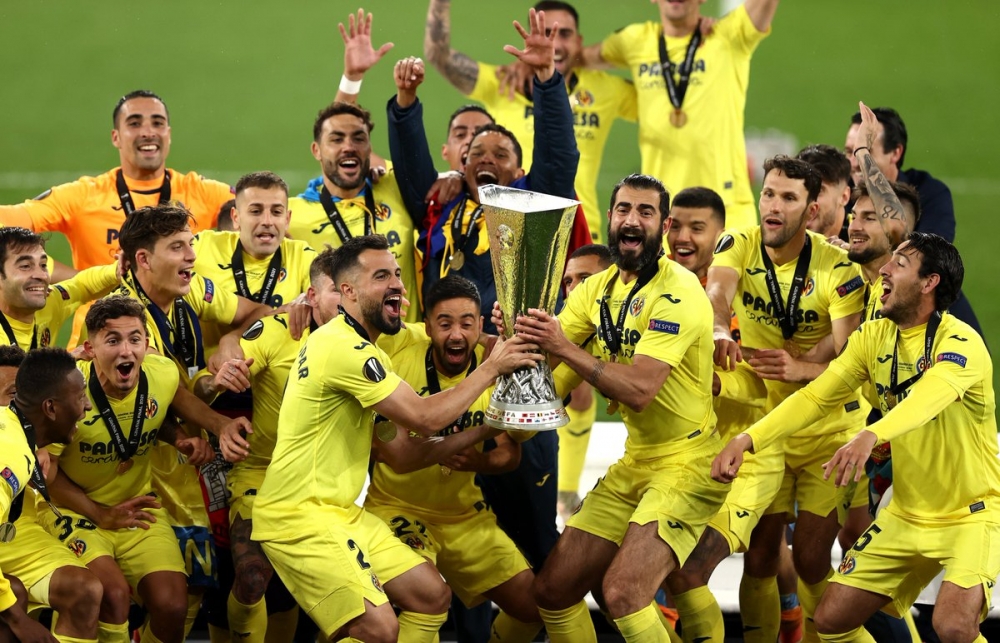 Man Utd nhìn Villarreal vô địch Europa League: HLV Solskjaer thừa nhận sự thật phũ phàng và ‘khẩu chiến’ với Cavani về bàn thua